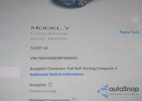 2024 Tesla Model Y Long Range Dual Motor All-Wheel Drive z USA, uszkodzony, nr VIN 7SAYGAEE6RF066823